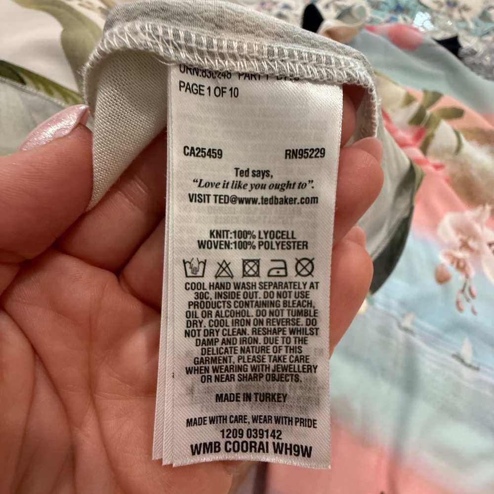 Ted Baker London Coorai Wonderland Woven-Front Tee - Picture 7 of 8